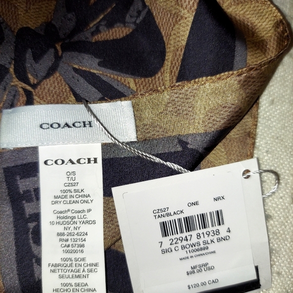 Coach NWT Signature Square Silk Bow Scarf in Medium Khaki and Black 23"Sq - Picture 14 of 14